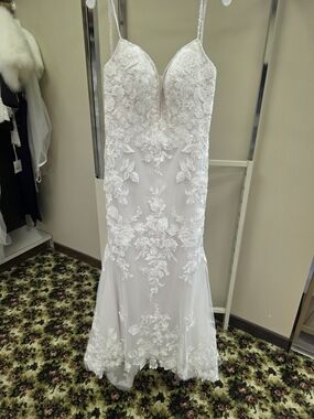 Maggie Sottero Virgina- Lace Appliqué Wedding Dress